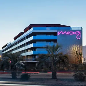 *** Hotel Moxy France